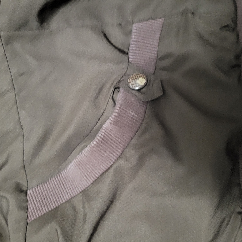 Burton Medium Reversible Spring/Fall Jacket - Picture 6 of 7